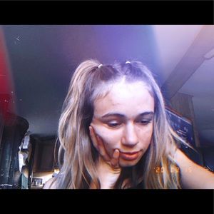 Meet your Posher, Bailey